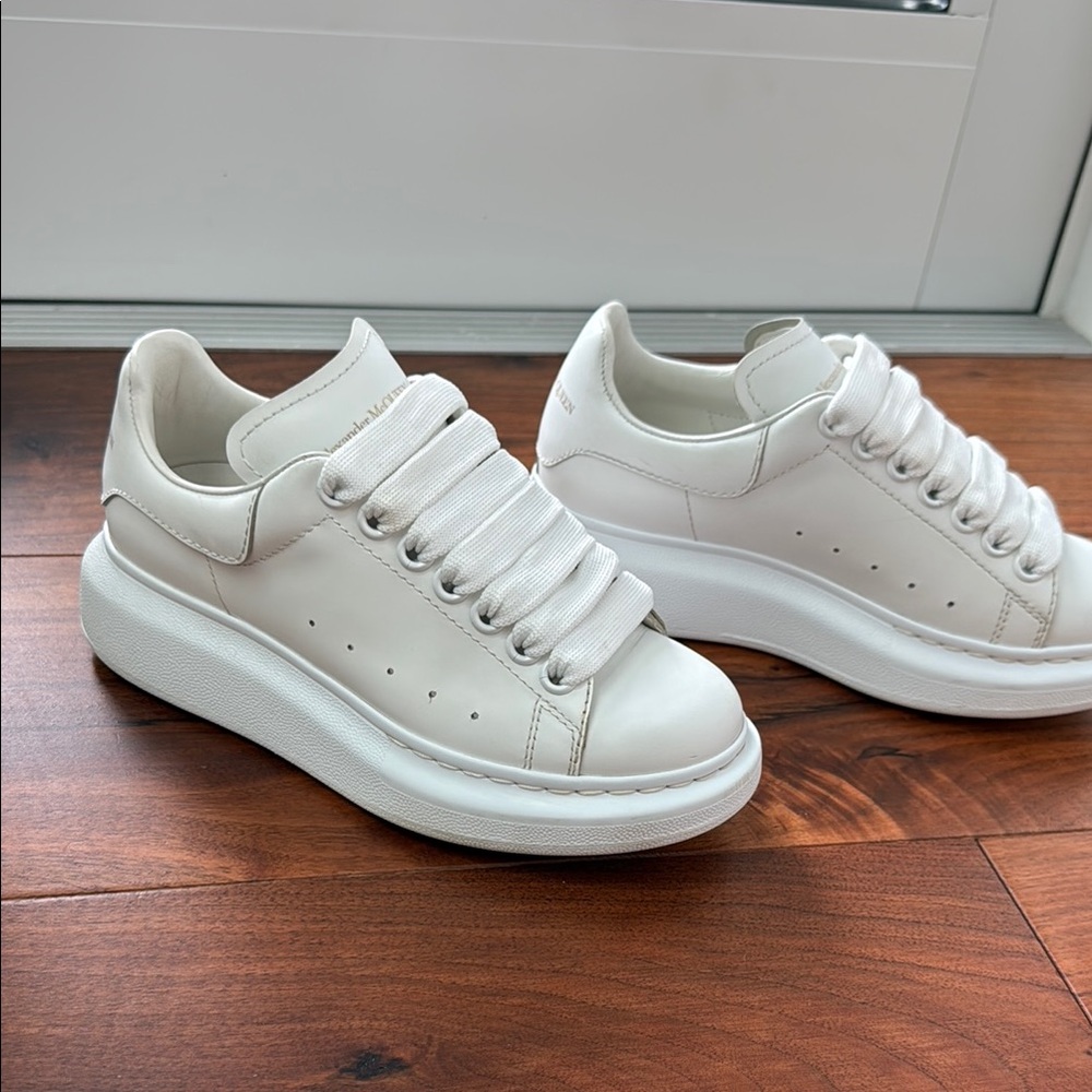 Alexander McQueen Sneakers